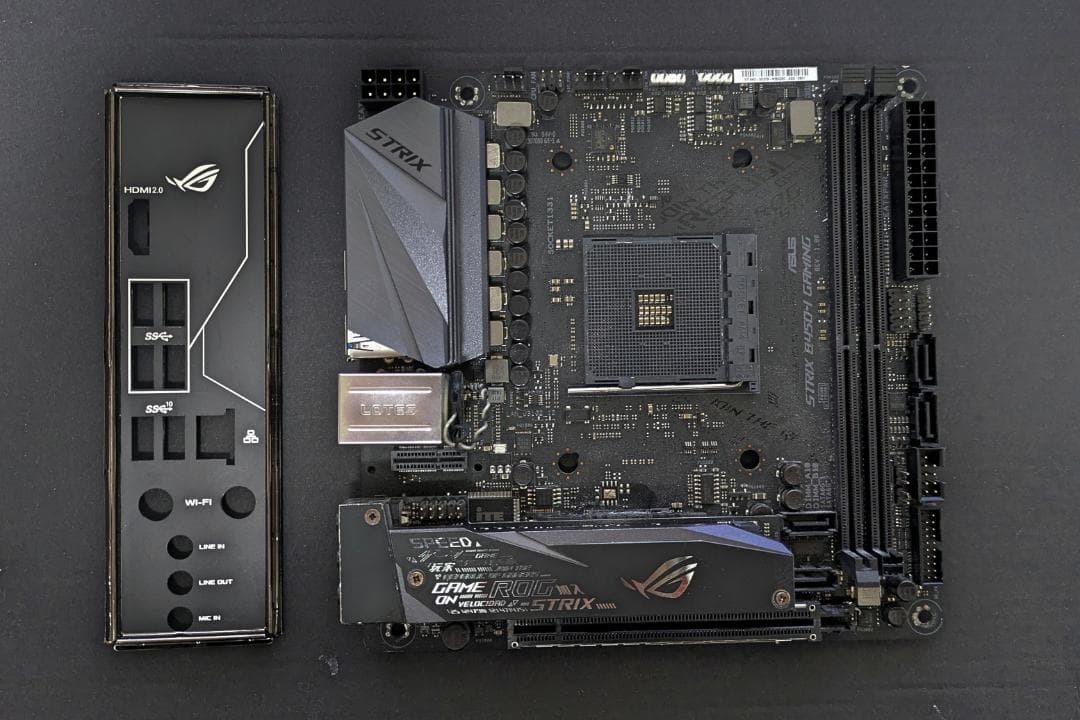 ROG STRIX B450-I GAMING マザーボード