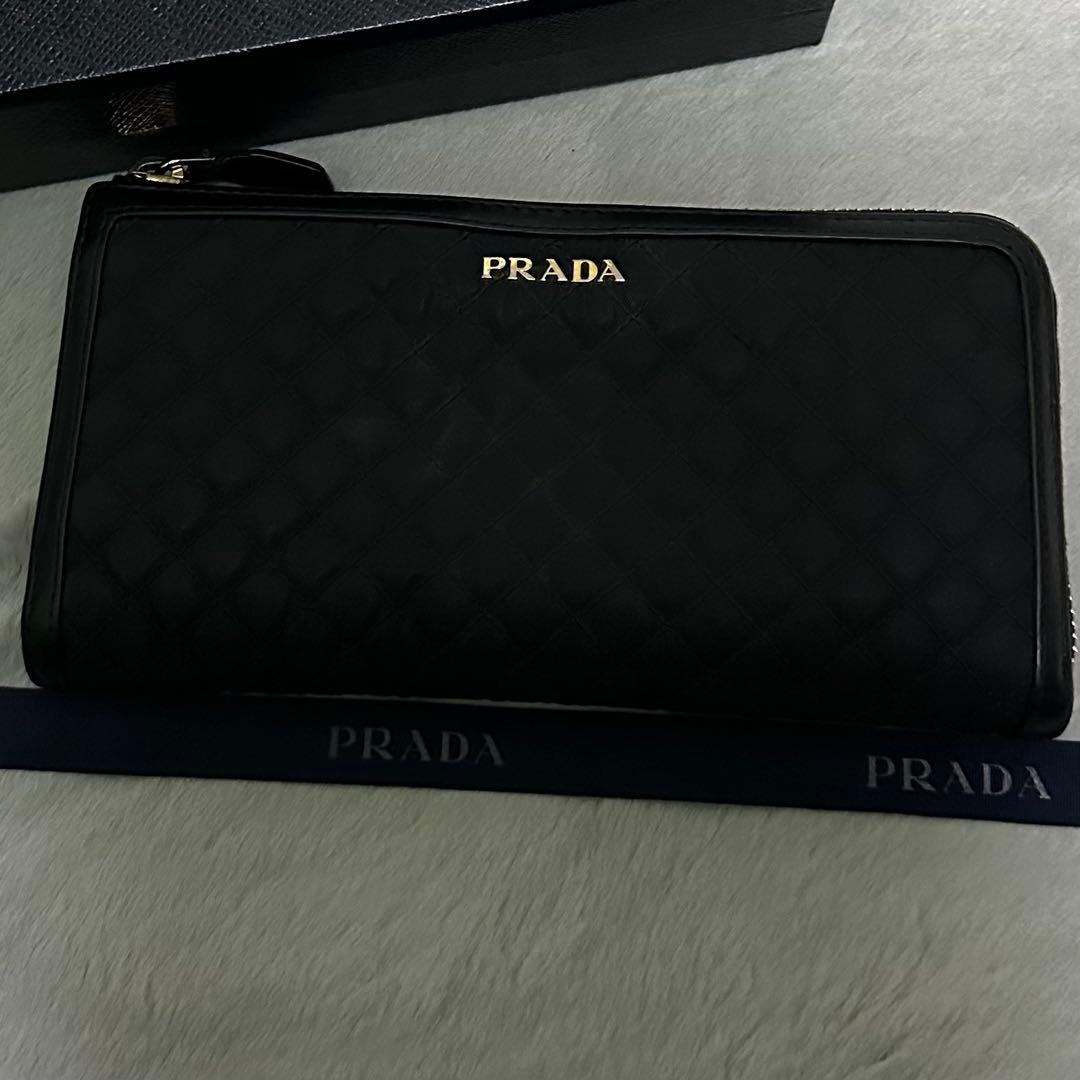 PRADA プラダ　長財布　キルティング　ナイロン　ロゴ金具　L字ファスナー
