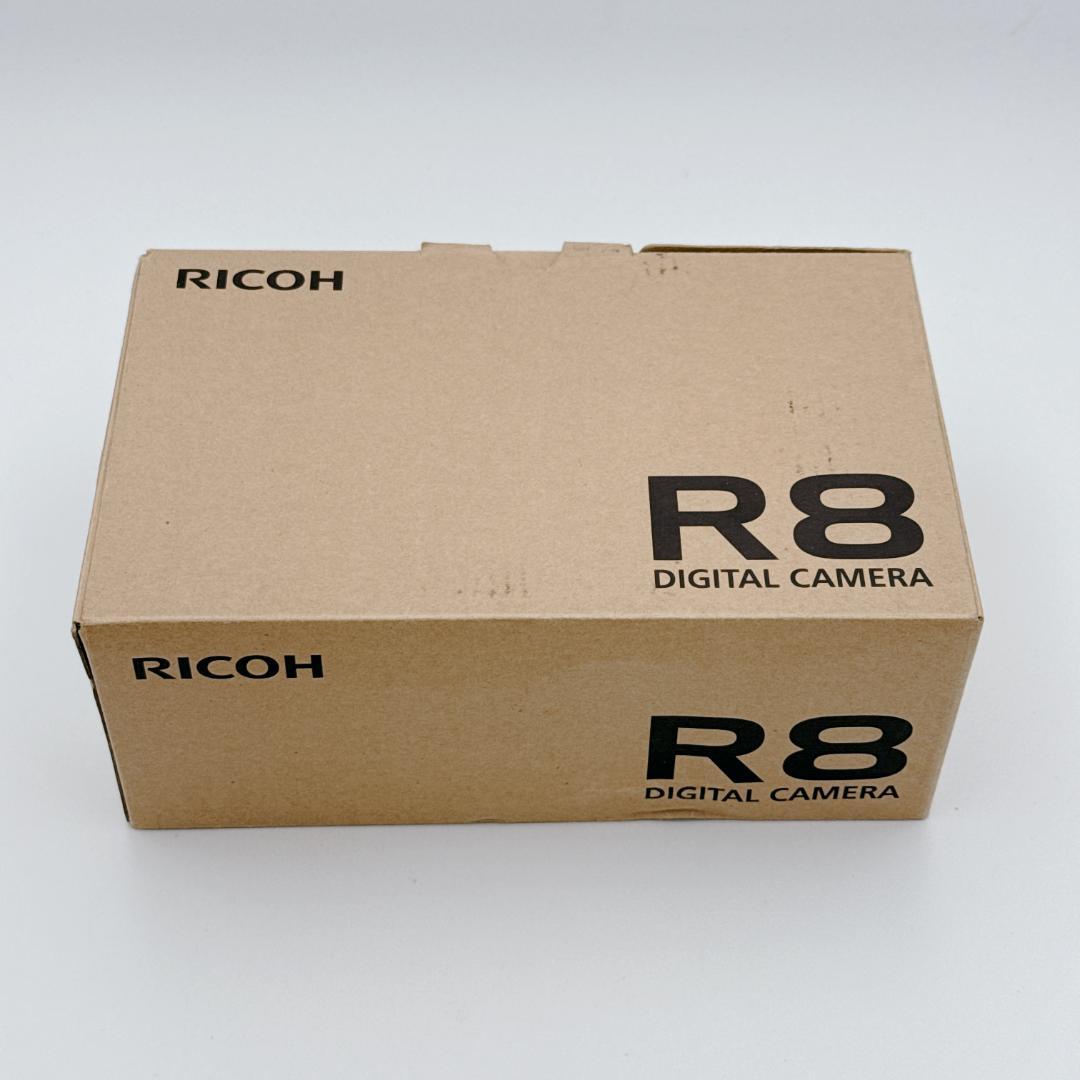 【極美品】RICOH リコー コンパクトデジタルカメラ R8 ブラック