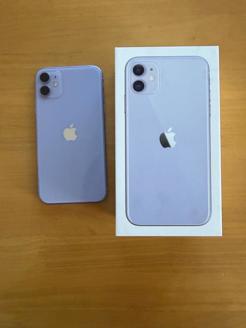 iPhone 11 パープル 64 GB docomo