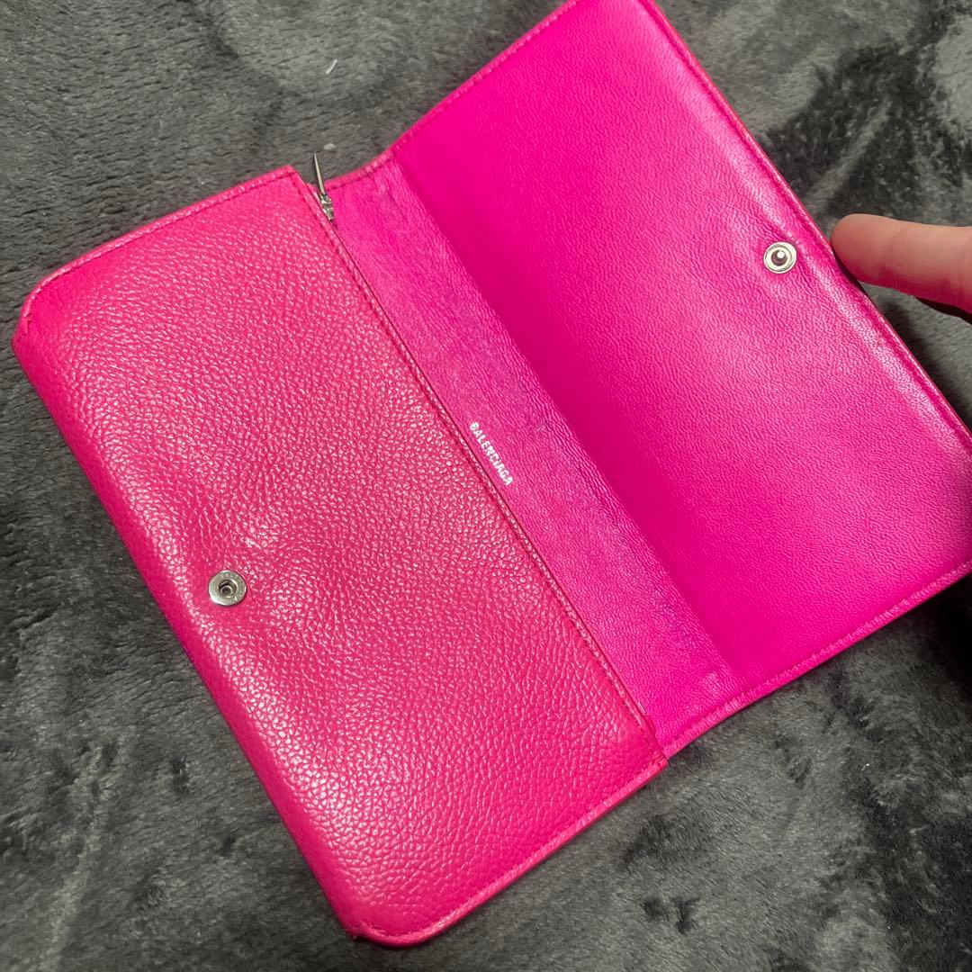 長財布　ピンク　折財布　レディーズ　バレンシアガ