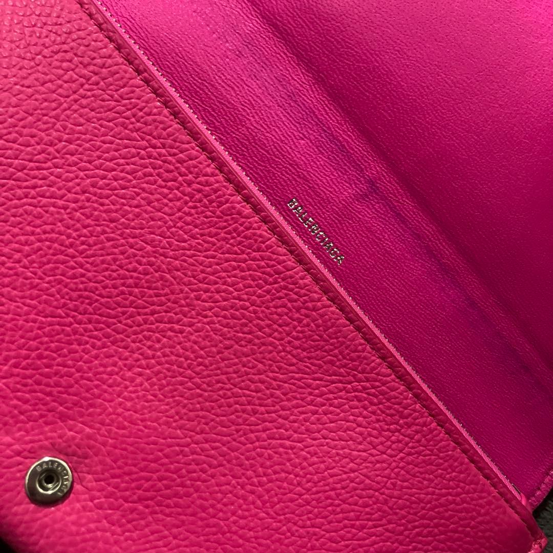 長財布　ピンク　折財布　レディーズ　バレンシアガ
