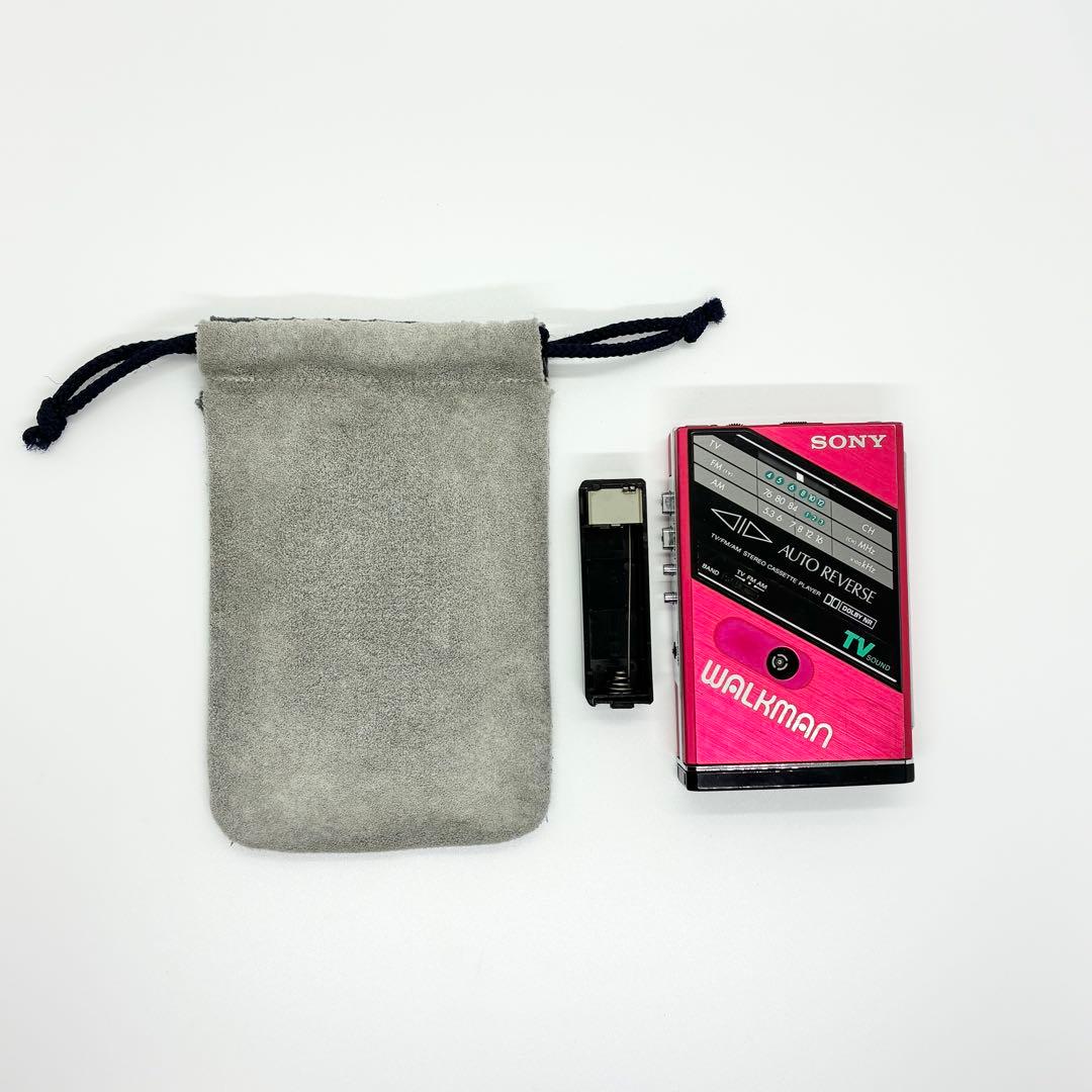 現状品 SONY ソニー WALKMAN ウォークマン WM-F102 レッド