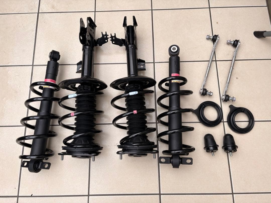 アルファード40系　純正サスペンションキット