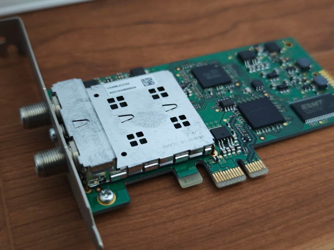 アースソフト PT3 2枚組　ロープロファイルブラケット2つ付属