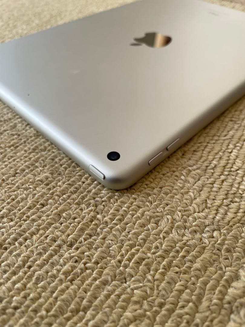 iPad8 第8世代 32GB Wi-Fiモデル