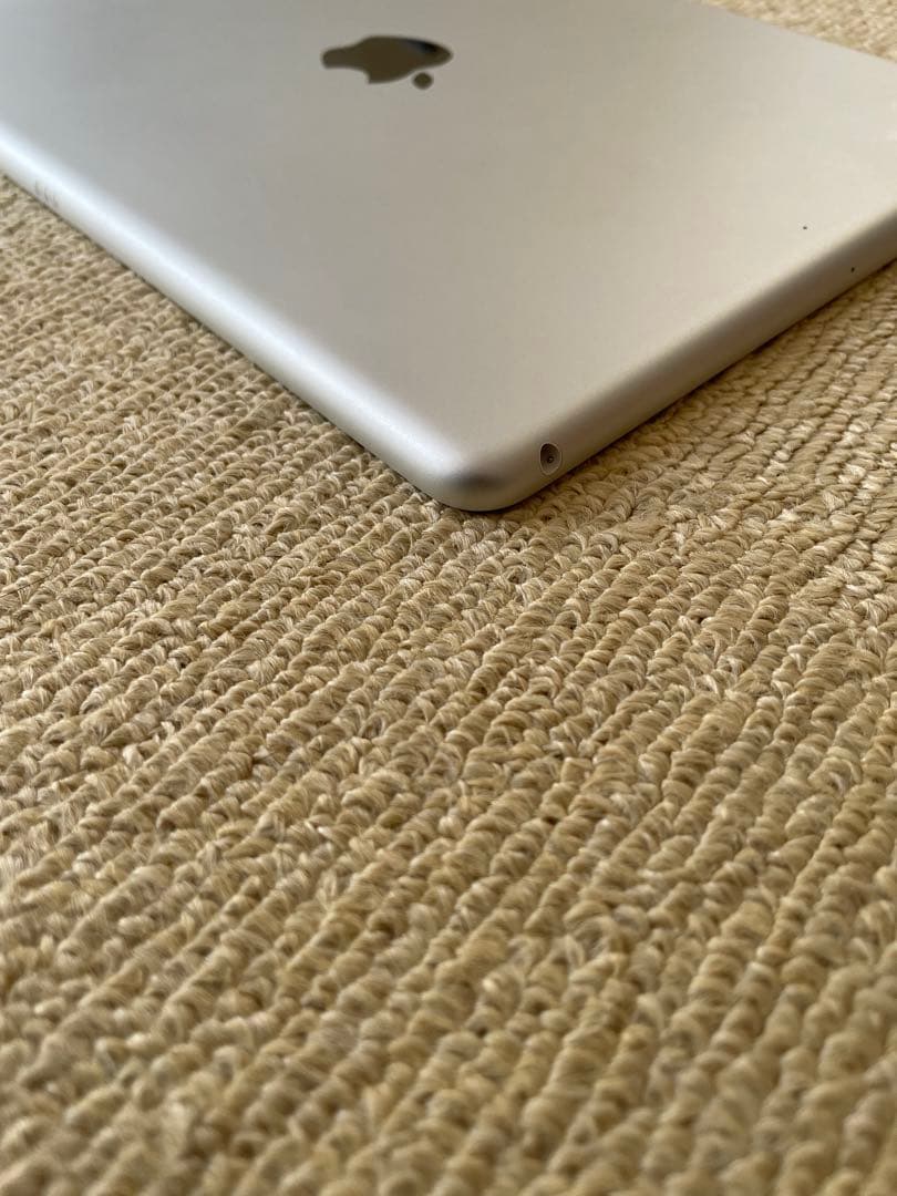 iPad8 第8世代 32GB Wi-Fiモデル