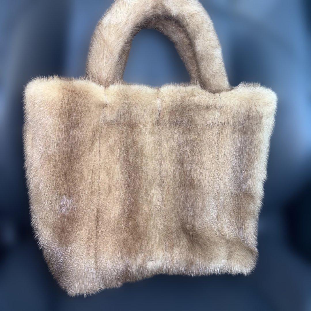 新品❣️ブラウンミンクトートバッグ❣️リボン付き❣️ファーハンドバッグ！薄茶