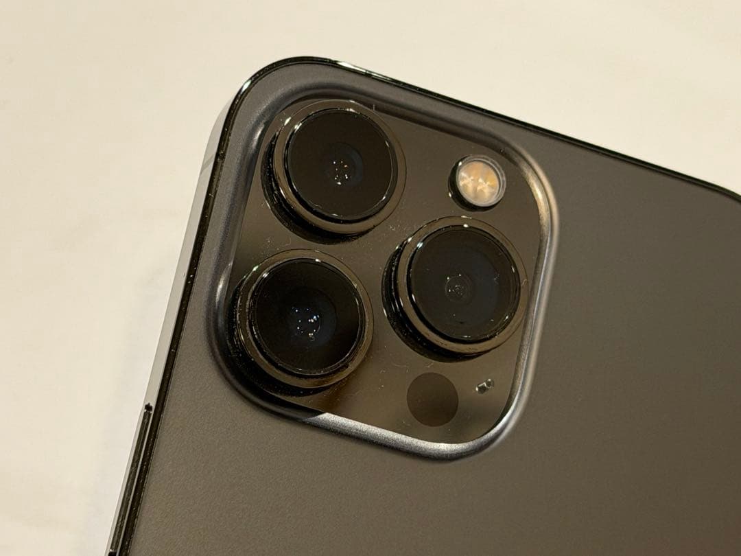 iPhone 13 Pro 128 GB グラファイト(黒)