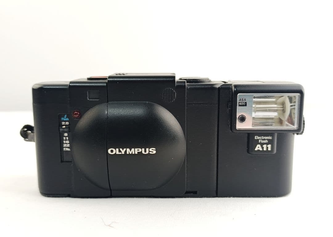 OLYMPUS オリンパス XA 人気 コンパクトフィルムカメラ 中古美品