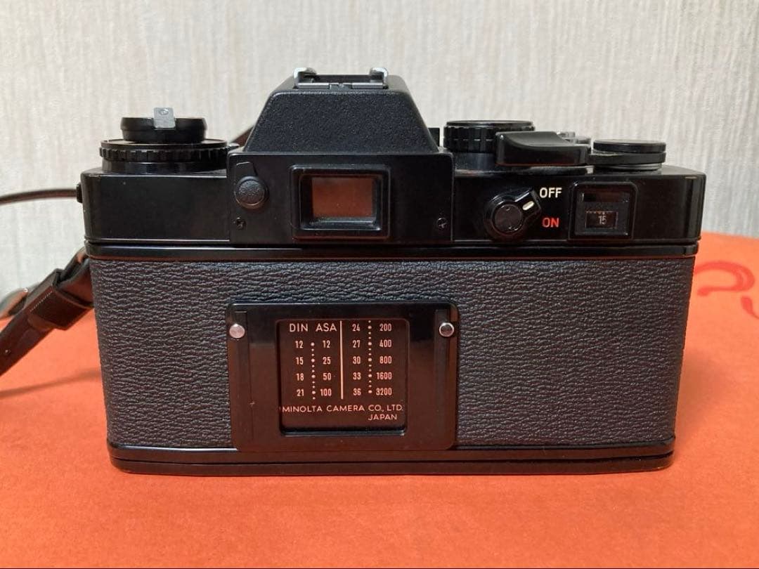 Minolta XE 一眼レフカメラ