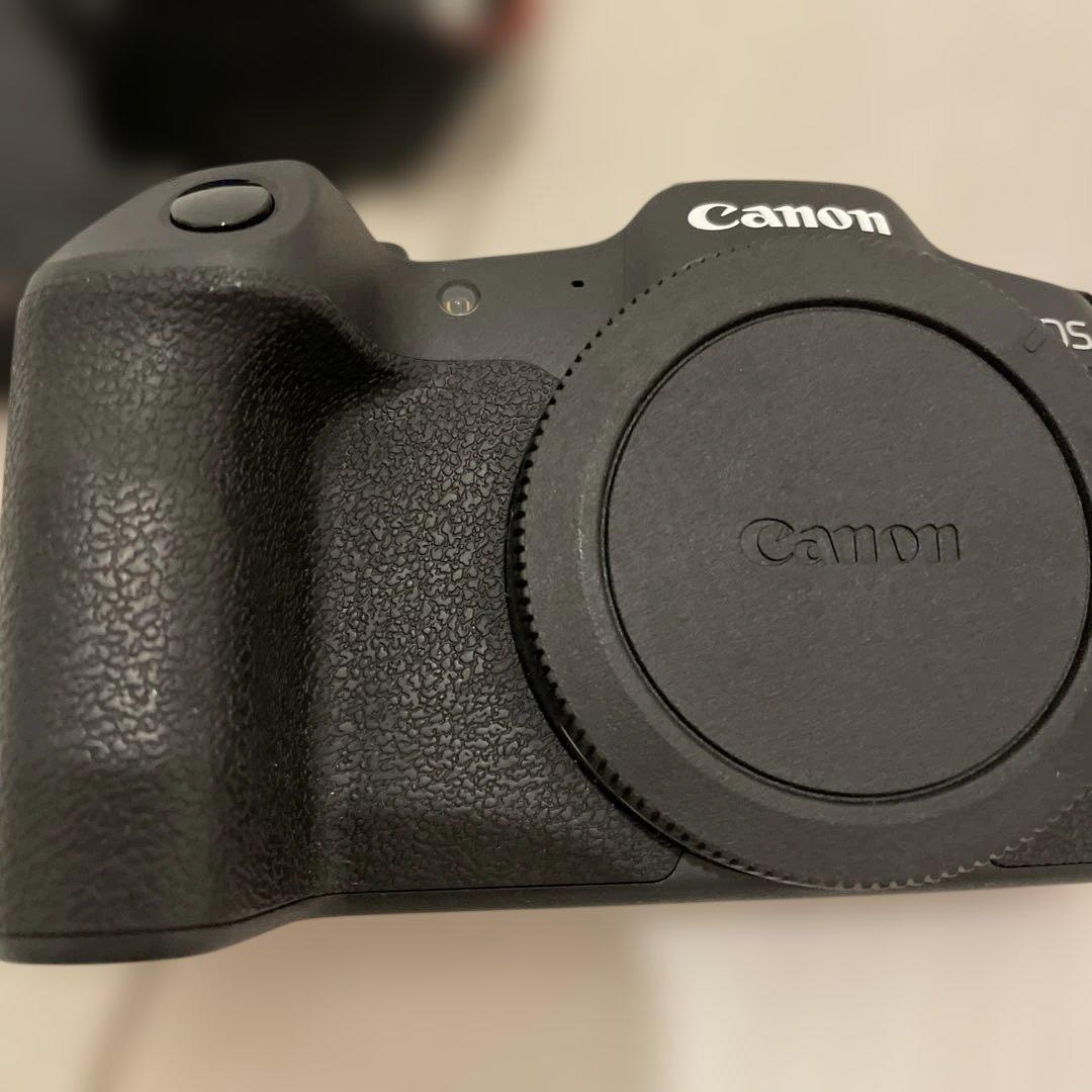 Canon EOS R8 RF24-50m F4.5-6.3 IS STMキット