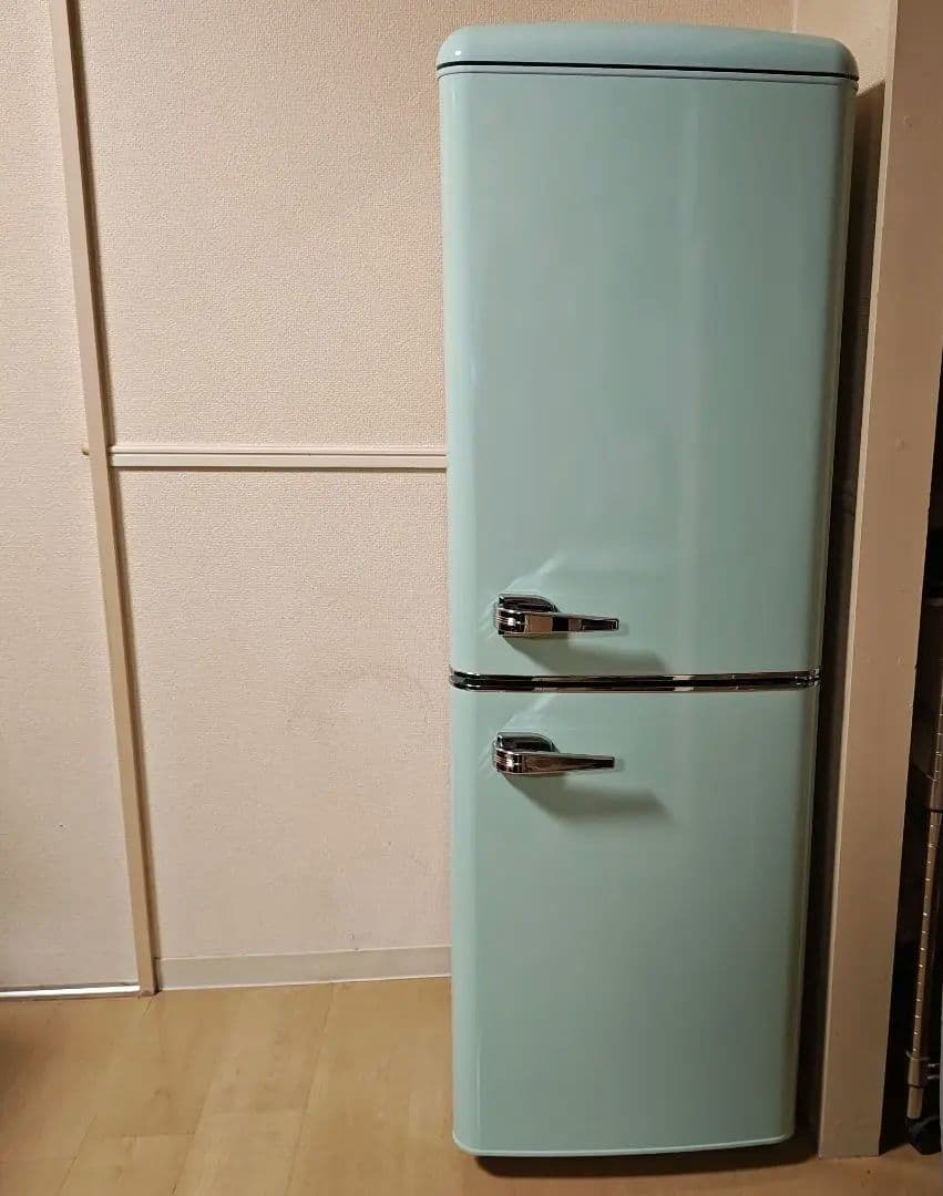 土日限定セール！【新生活応援】レトロかわいい冷蔵庫 130L 2024年製