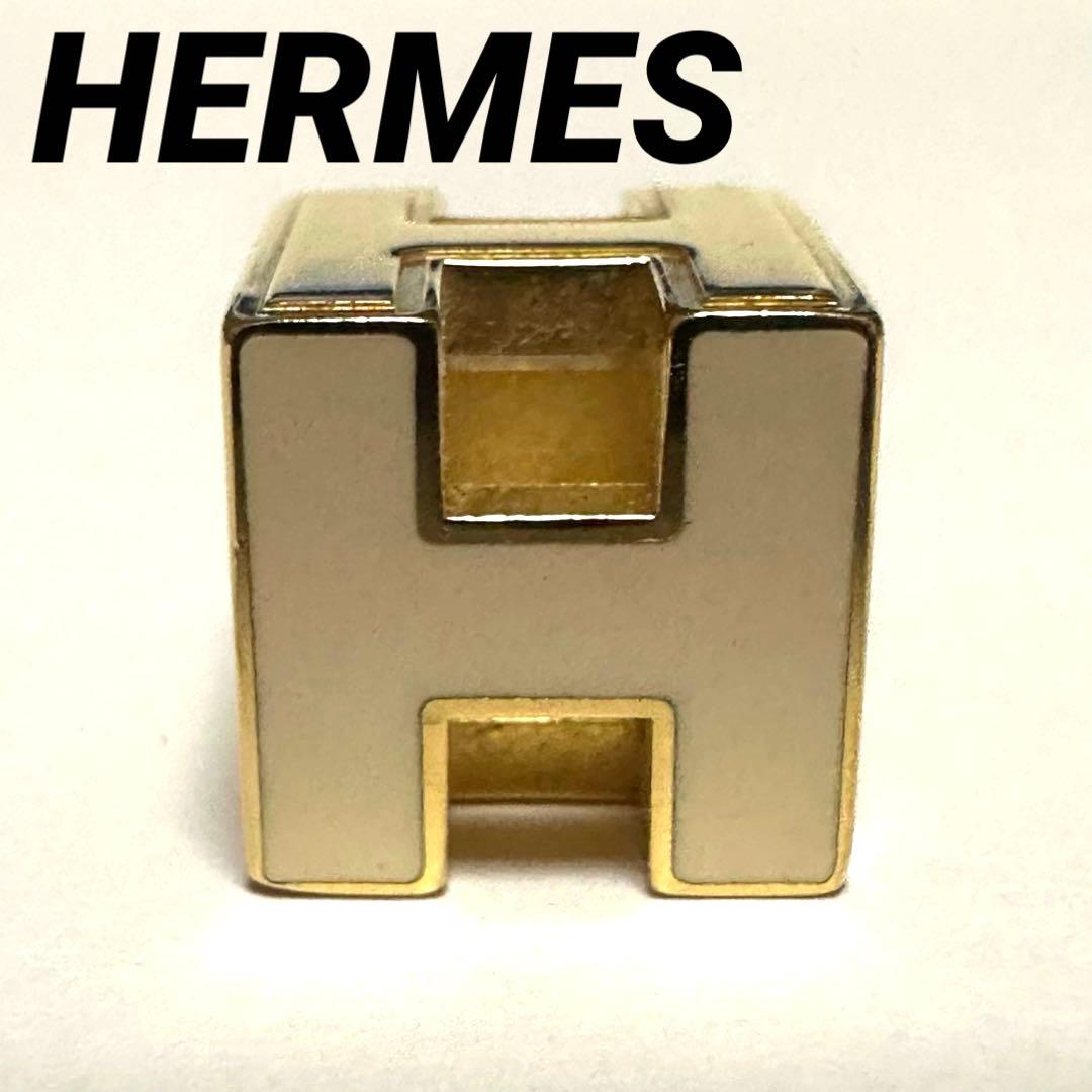 エルメス　HERMES　ペントップ　Hキューブペンダント　カージュドアッシュ