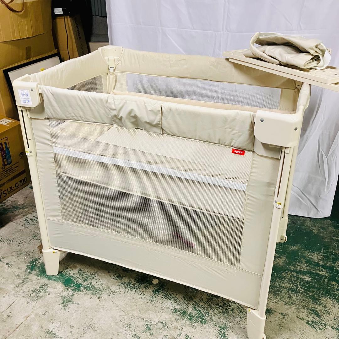 11r42 Aprica アップリカ ココネルエアープラス ベビーベッド