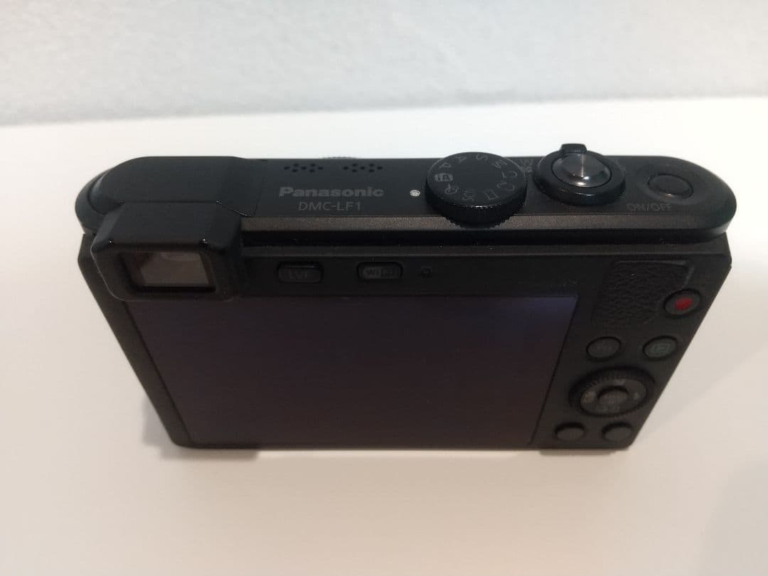 LUMIX コンパクトデジタルカメラ DMC-LF1（純正充電器付き）