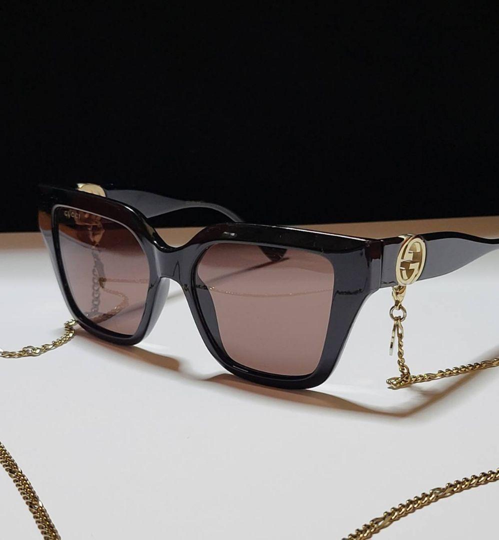jan◆GUCCI◆インターロッキングロゴ付　サングラス　チェーン付き