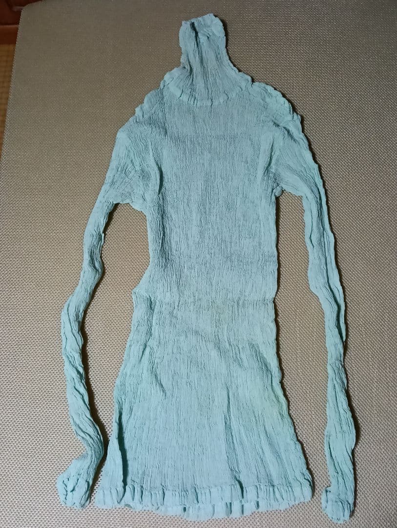 ISSEY MIYAKE ロングトップス