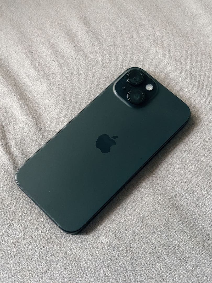 【バッテリー100%】Apple iPhone 15 ブラック 256GB