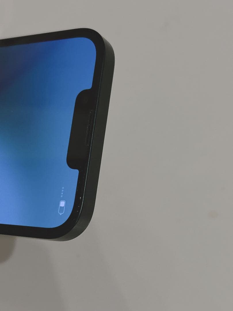 Apple iPhone 13 ブラック 本体