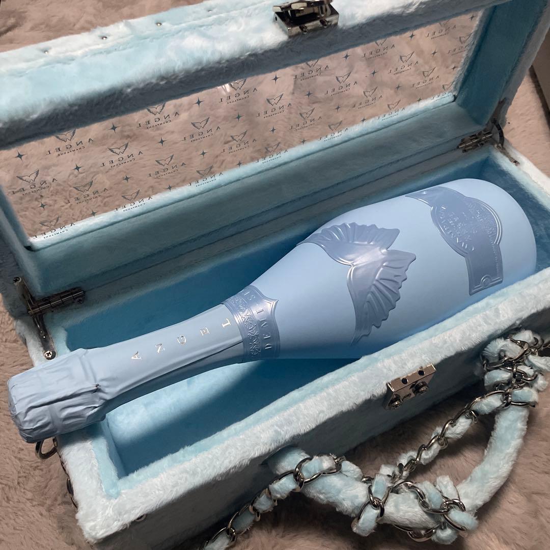 エンジェルドゥミセックブルー・ファー