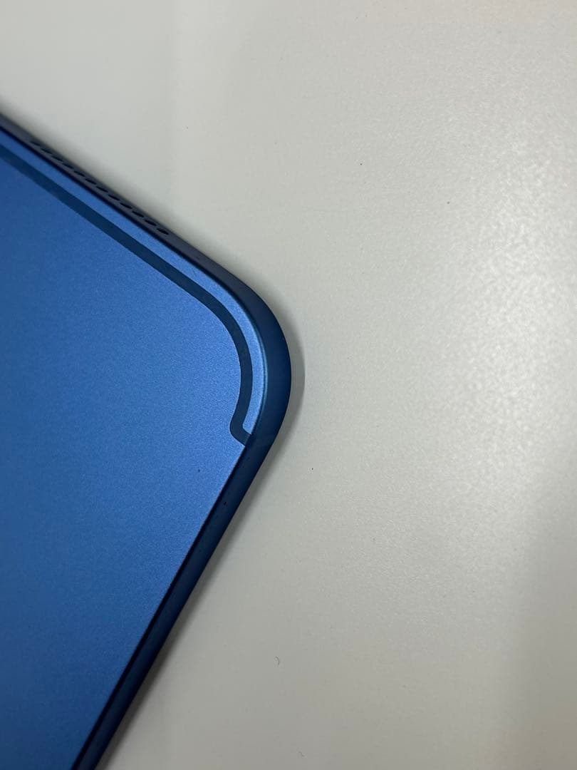 Apple iPad 第10世代64GBブルーWi-Fi+Cellular