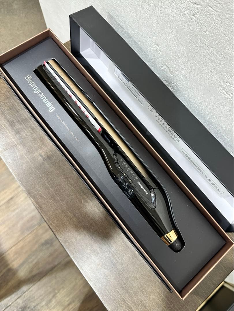 HAIRBEAURON 4D ヘアアイロン