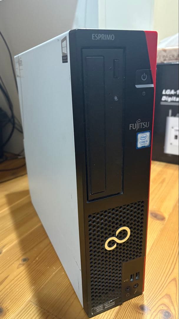 格安ゲーミングPC！Fujitsu Corei5 GTX1050Ti