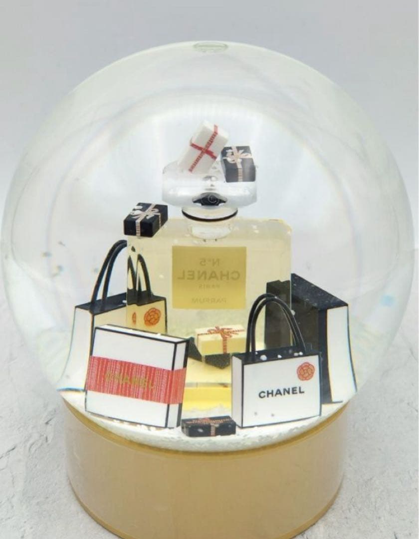 専用 CHANEL 100周年　ノベルティ　スノードーム お箱付き シャネル