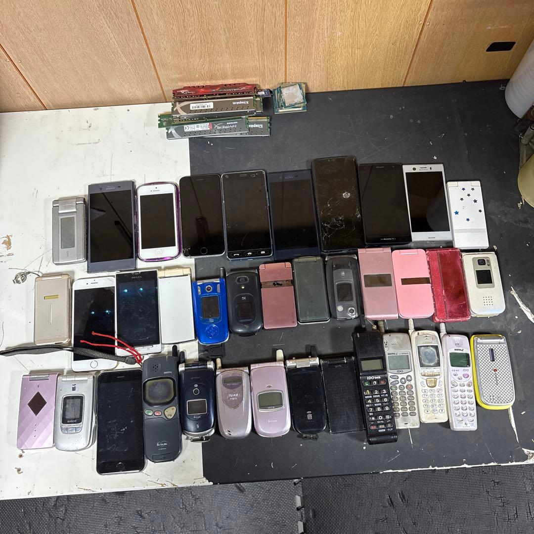 携帯スマフォ37個まとめ売り