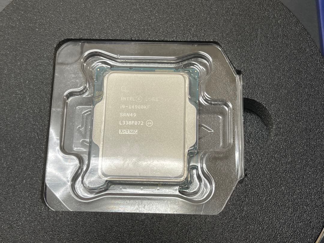 intel Core i9-14900KF 清掃済※14900Kの箱に入ってます