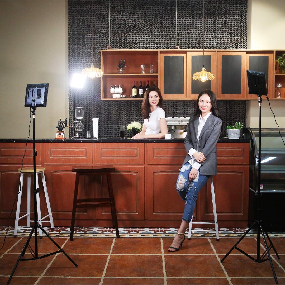 ミニ三脚&マルチマウント LEDビデオライト