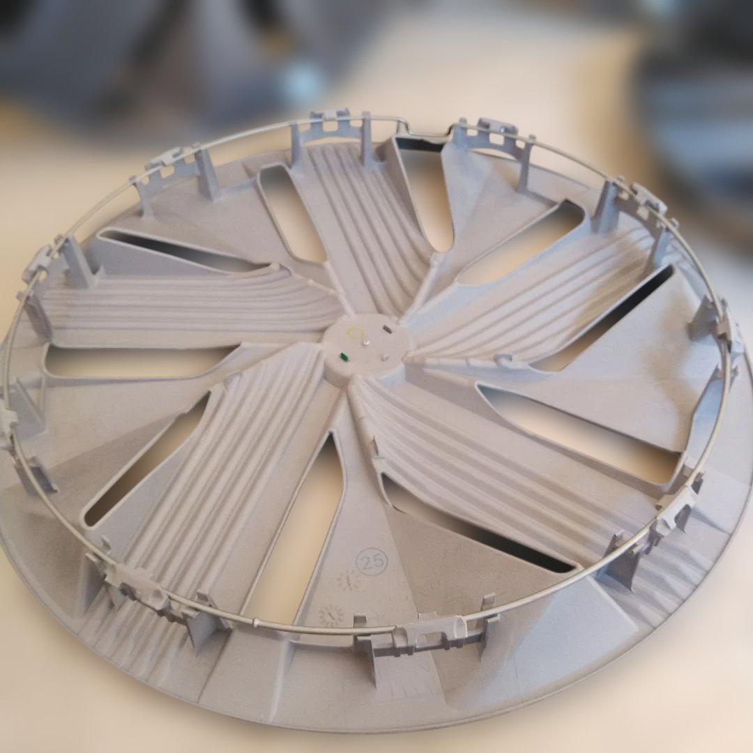 新車取外し16インチ (日産ノート) ホイールカバー ホイールキップ