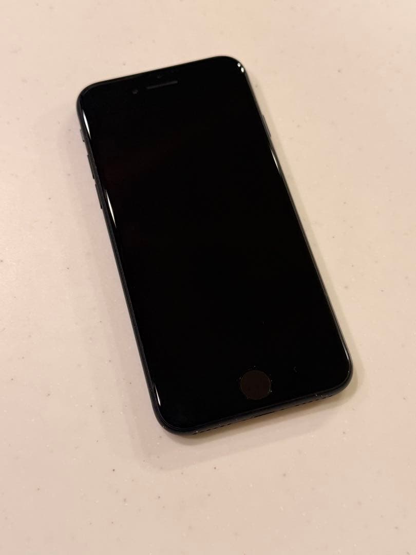 Apple iPhoneSE 第3世代 本体