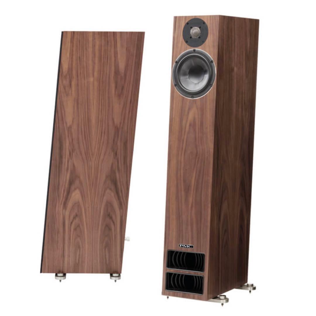 PMC twenty5.24 walnut トールボーイ型スピーカー
