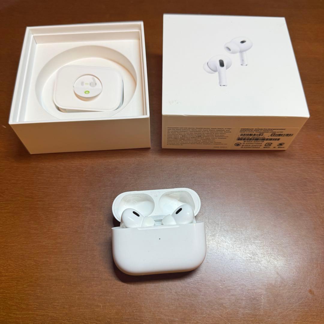 AirPods Pro 第2世代 MagSafe充電ケース付き MQD83J/A