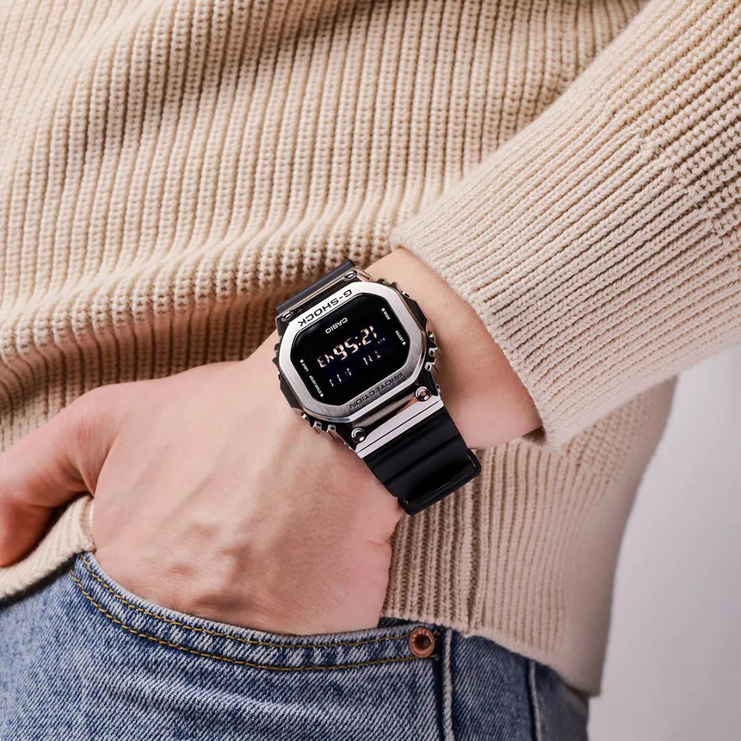 【美品！早い者勝ち！】G-SHOCK GM-5600U-1JF