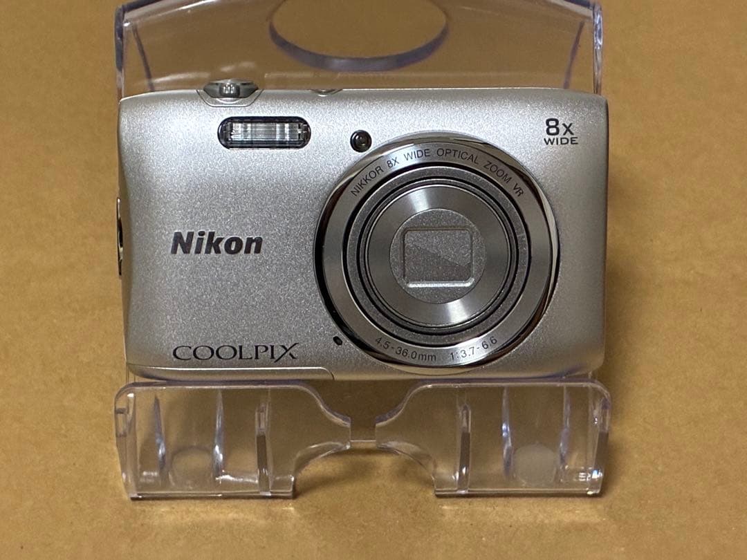 Nikon COOLPIX S3600 シルバー コンデジ