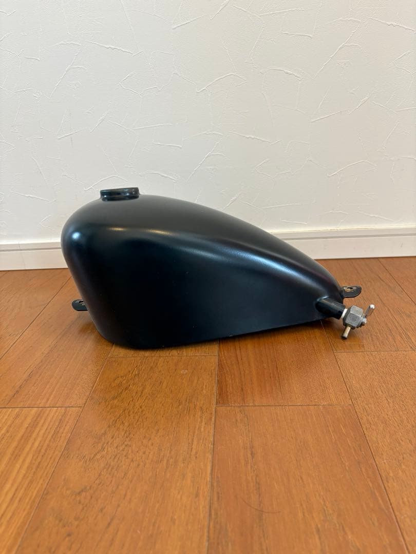 ナロースポーツスタータンク マッドブラック ロートンネル ピンゲルコック付