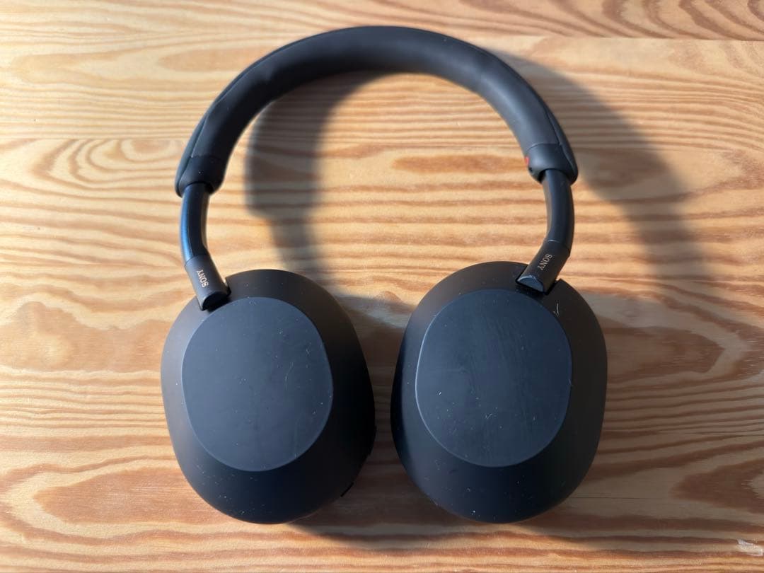 Sony WH-1000XM5 ブラック　おまけつき