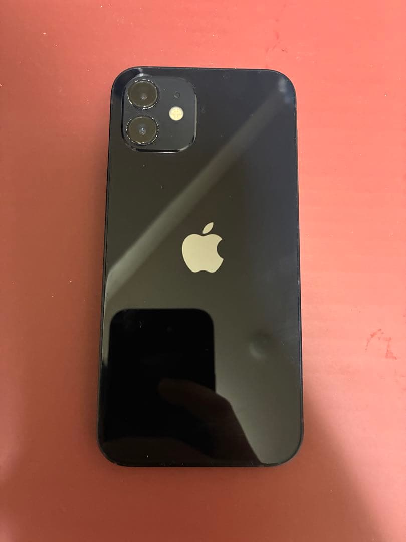 Apple iPhone 12 ブラック 本体〈非正規バッテリー〉
