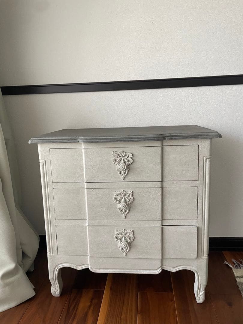 ブランドジュリエ　フレンチシックなオリジナル家具