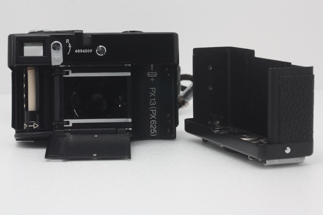 ローライ Rollei 35 キャップ・ストラップ ・ケース付き #284