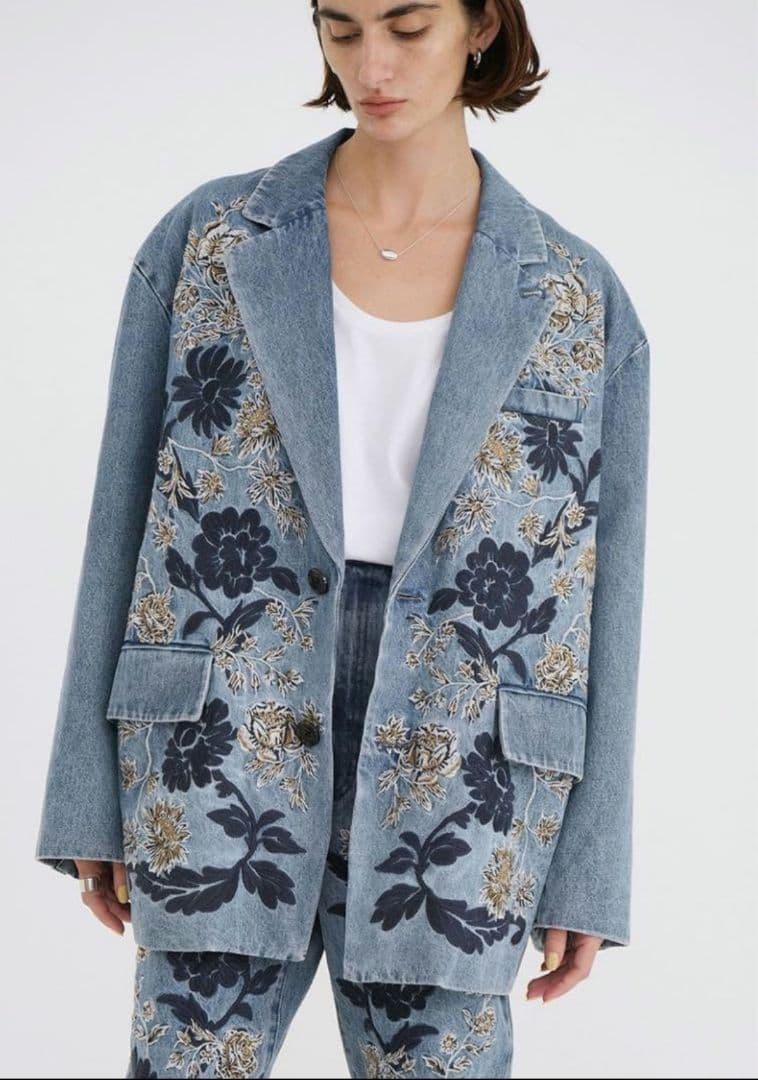 r*u様 ※即完売品【CLANE】 花柄刺繍 デニムブレザー