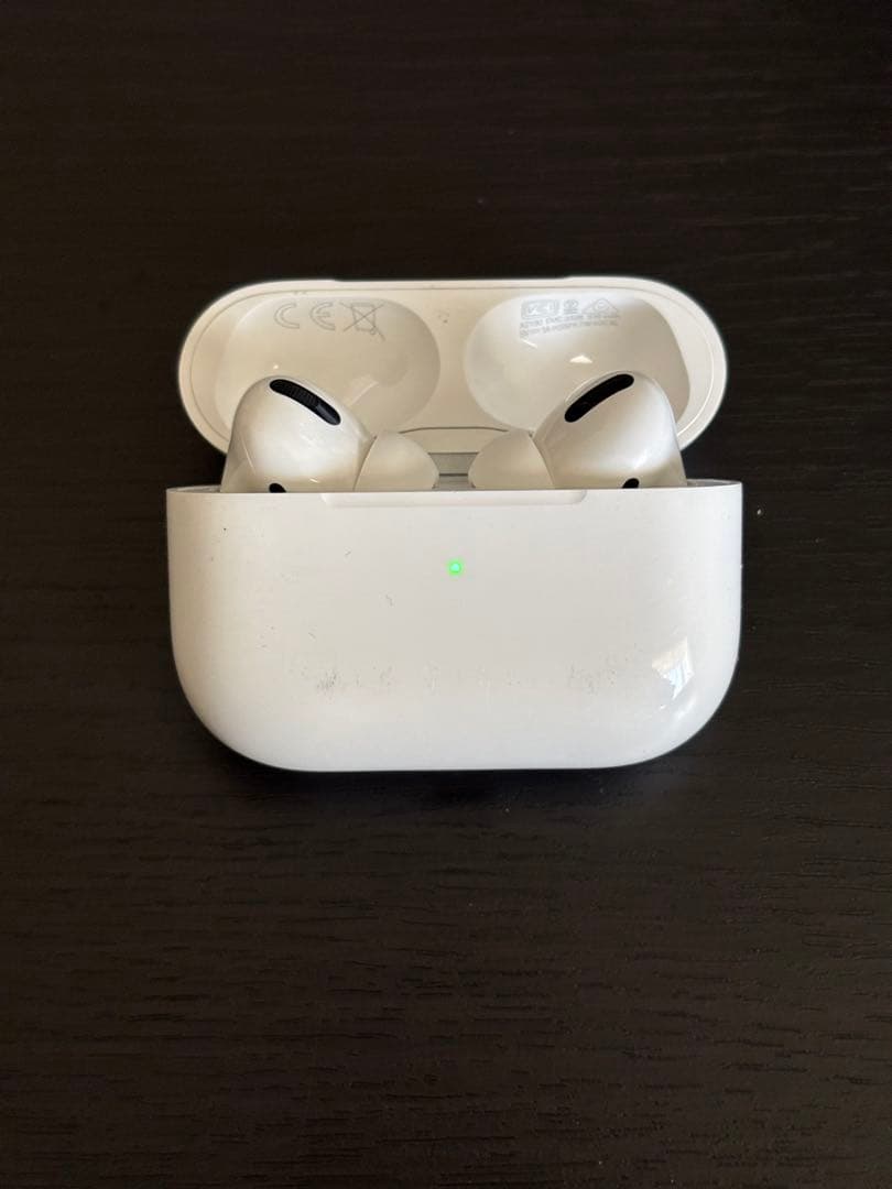 イヤホン AirPods pro MWP22J/A