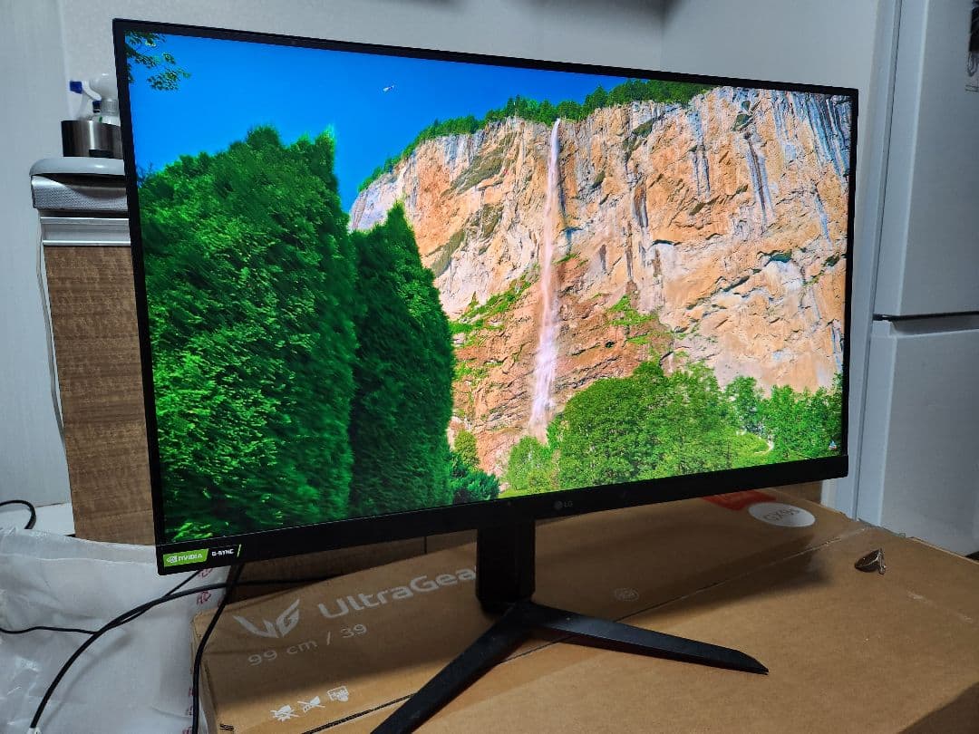 LG NanoIPS 32GP83B ゲーミングモニター