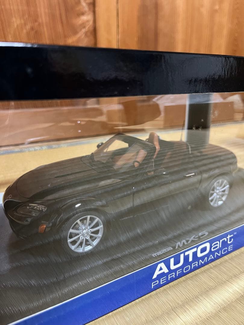 ミニカー AUTOart MAZDA MX-5 1/18