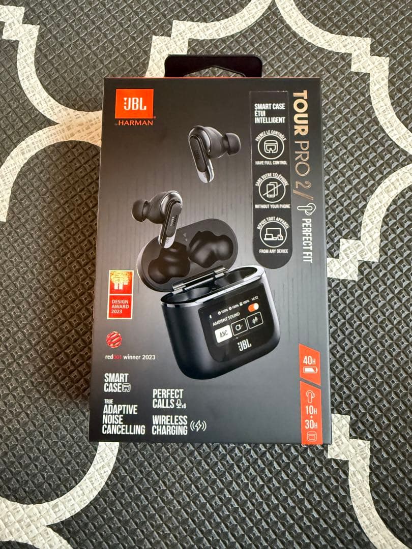 JBL Tour Pro 2 ワイヤレスイヤホン