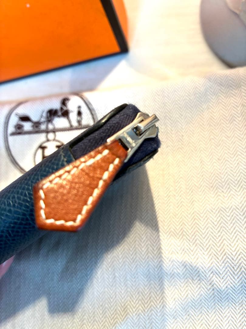 エルメス　シルクインコンパクト