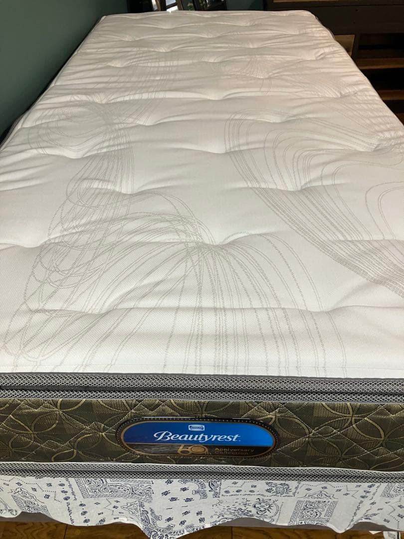 SIMMONS 桐生織6.5インチ両面ピロートップ　シングルマットレス 展示品